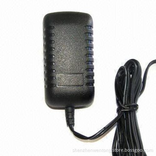 Adapter with 100 to 240V AC, 50/60Hz Input Voltage, Measures 74 x 40 x 30mm